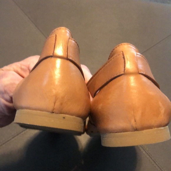 These are the cutest little slip ons! Soft, stylish, and made by Spring Step! - Picture 2 of 7